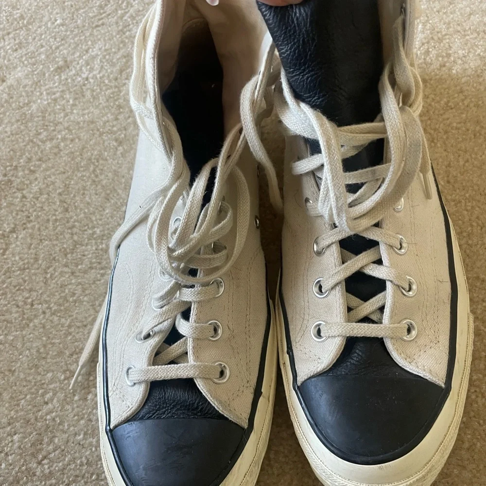 Fear of God Essentials Converse Chuck Taylor’s. Men size 11 - Picture 9 of 9